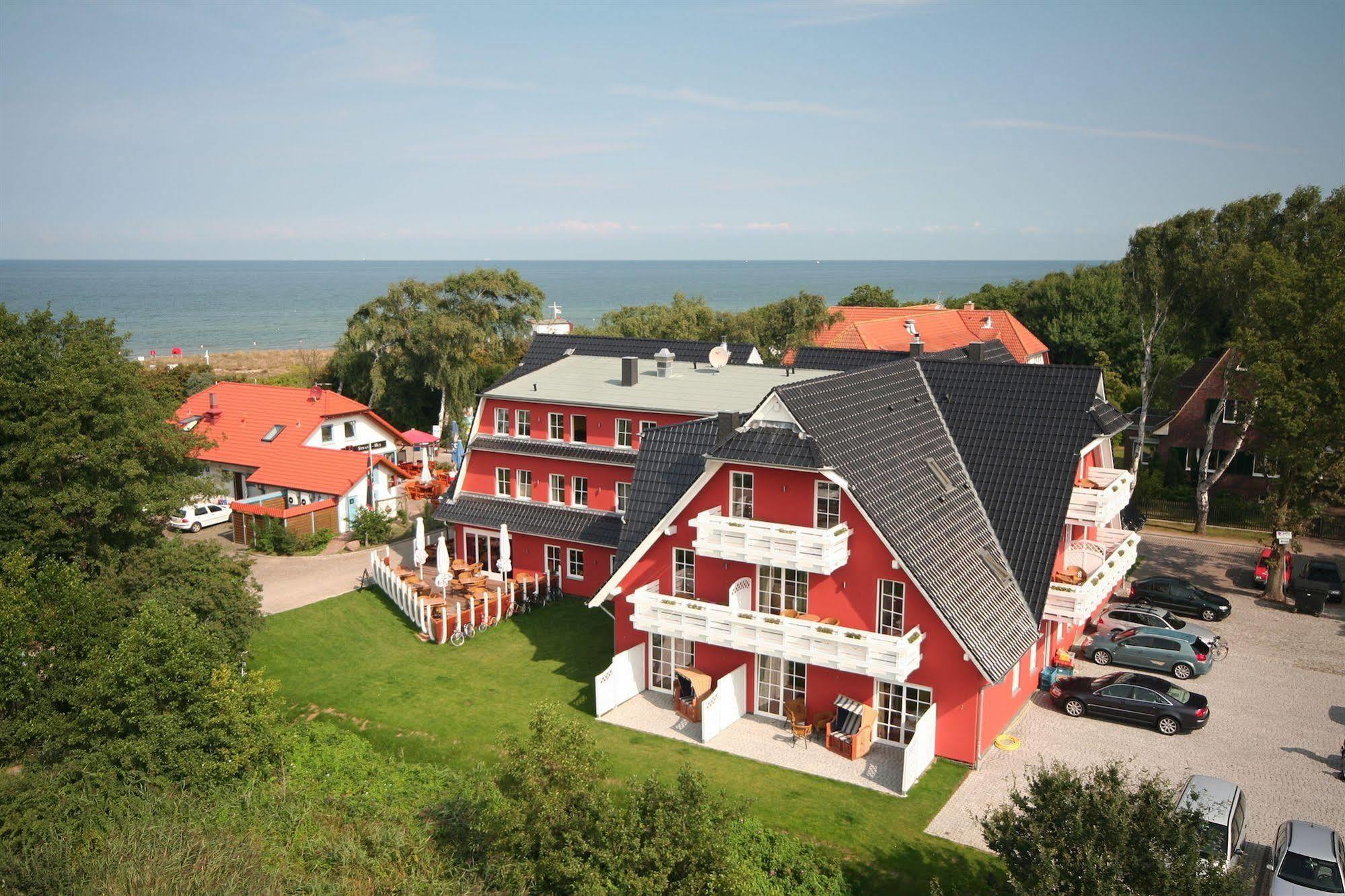 Strandhotel Deichgraf Graal-Mueritz Extérieur photo